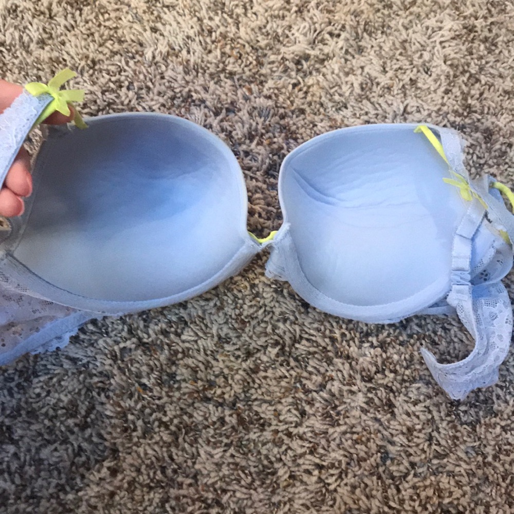 vs bra!! - Picture 4 of 4